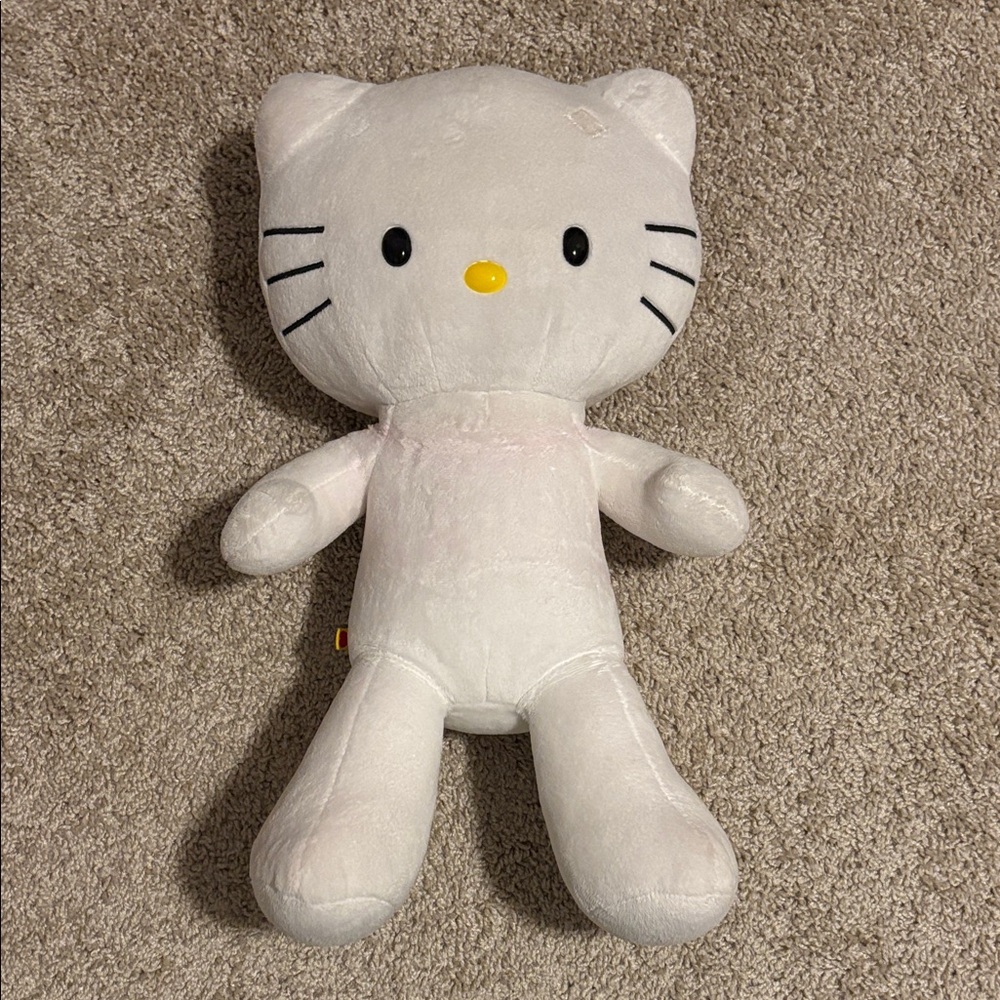 Hello Kitty Build a Bear PLEASE READ